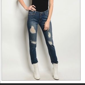 JBD SKINNY DISTRESSED MID-RISE JEANS
